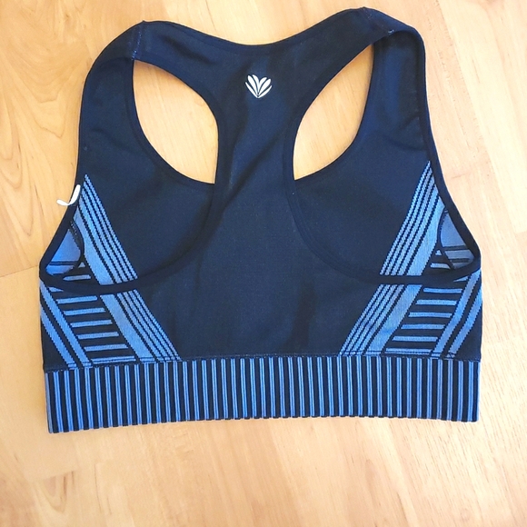 Forever 21 sports bra - Picture 2 of 2